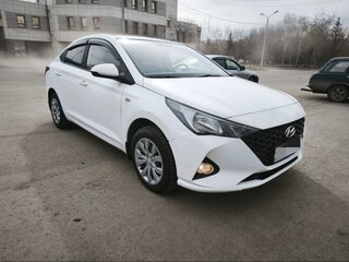 2021 Hyundai Solaris II Рестайлинг, белый, 1200000 рублей, вид 2