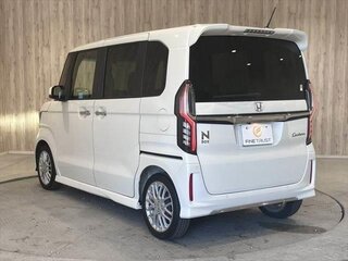 2023 Honda N-BOX II Рестайлинг, белый, 880700 рублей, вид 5