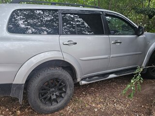 2014 Mitsubishi Pajero Sport II Рестайлинг, серебристый, 1250000 рублей, вид 2