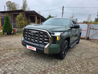 2022 Toyota Tundra CrewMax III, зелёный, 6495000 рублей, вид 1