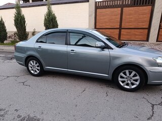 2007 Toyota Avensis II Рестайлинг, серебристый, 1000000 рублей, вид 4