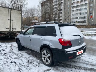 2007 Mitsubishi Outlander I, серебристый, 630000 рублей, вид 4
