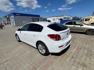 2013 Chevrolet Cruze I Рестайлинг, белый, 975000 рублей, вид 2
