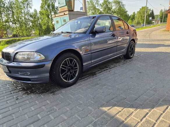 1998 BMW 3 серии 318i IV (E46), голубой, 550000 рублей - вид 1