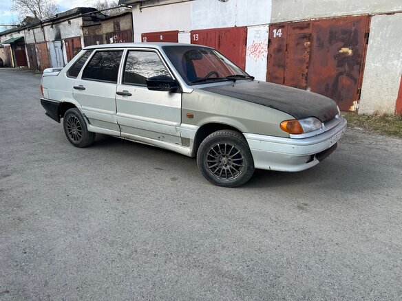 2004 Lada (ВАЗ) 2115, серебристый, 95000 рублей - вид 2