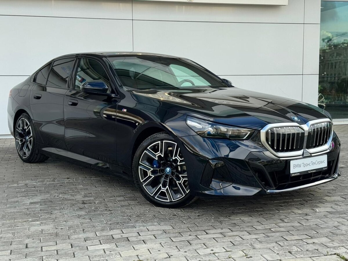 Открыть фотографии: BMW 5 серии VIII (G60/G61/G68)