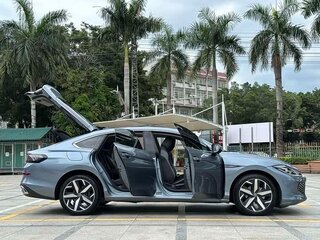 2023 Volkswagen Lamando L II, серебристый, 1900000 рублей, вид 5