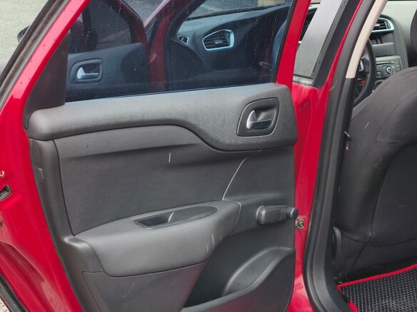 2012 Citroen C4 II, красный, 460000 рублей - вид 21