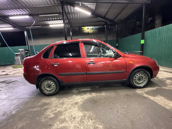 2006 Lada (ВАЗ) Kalina I, красный, 280000 рублей - вид 1