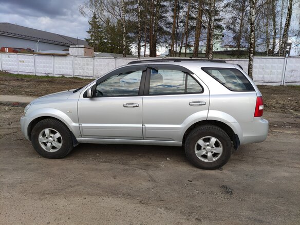 2008 Kia Sorento I Рестайлинг, серебристый, 970000 рублей - вид 2
