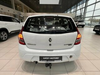 2013 Renault Sandero I, белый, 445000 рублей, вид 5