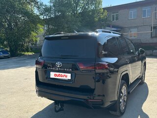 2021 Toyota Land Cruiser 300 Series, чёрный, 10500000 рублей, вид 3