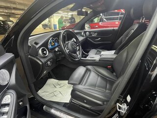 2020 Mercedes-Benz GLC Coupe 300 d I (C253) Рестайлинг, чёрный, 4500000 рублей, вид 3