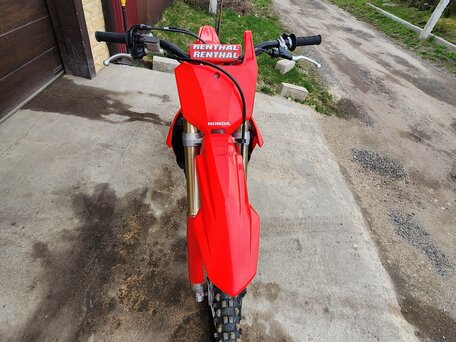 2023 Honda CRF 250R, красный, 700000 рублей, вид 4