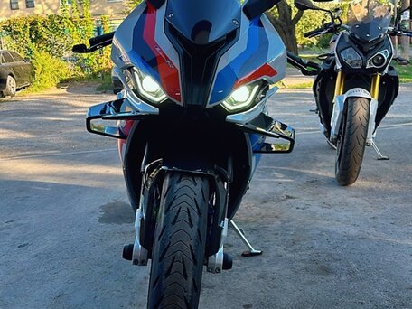 2021 BMW M 1000 RR, белый, 2500000 рублей, вид 3