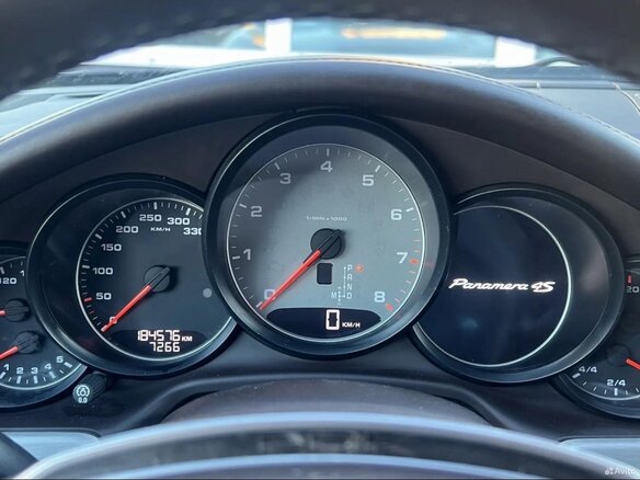 2011 Porsche Panamera 4S I, чёрный, 1899000 рублей - вид 16
