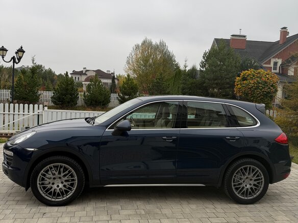 2012 Porsche Cayenne S II (958), синий, 2590000 рублей - вид 4