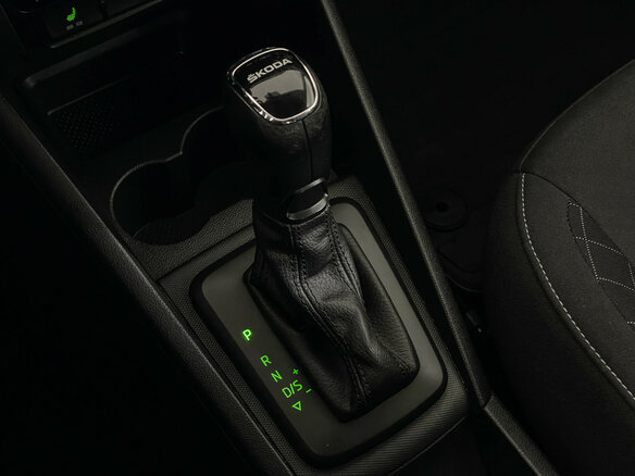 2021 Skoda Rapid II, белый, 1790000 рублей - вид 14