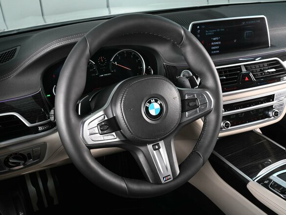2017 BMW 7 серии 730i VI (G11/G12), белый, 3299000 рублей - вид 11