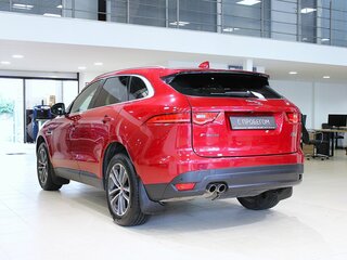 2017 Jaguar F-Pace I, красный, 1760000 рублей, вид 4