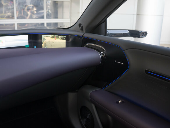 2026 Avatr 07, серый, 7000000 рублей - вид 26