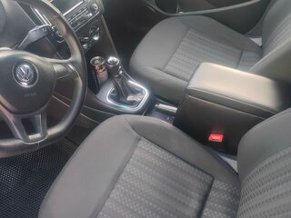 2016 Volkswagen Polo V Рестайлинг, белый, 570000 рублей, вид 4