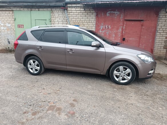 2010 Kia Ceed I, бежевый, 780000 рублей - вид 5