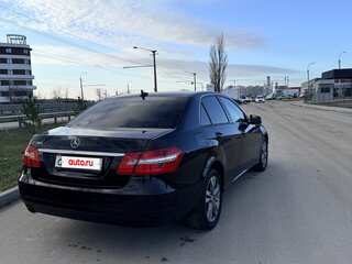 2011 Mercedes-Benz E-Класс 200 7G-Tronic IV (W212, S212, C207), чёрный, 1600000 рублей, вид 5