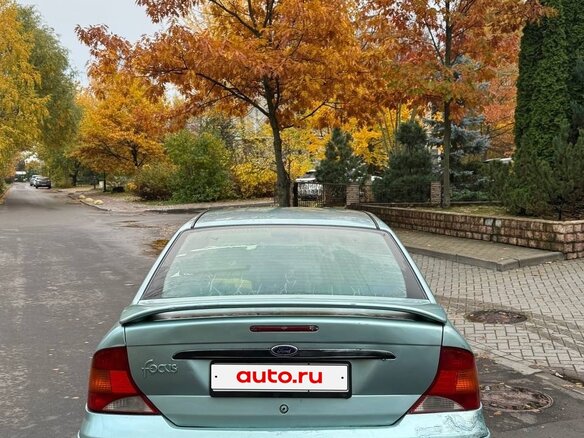 2002 Ford Focus I Рестайлинг, зелёный, 130000 рублей - вид 4
