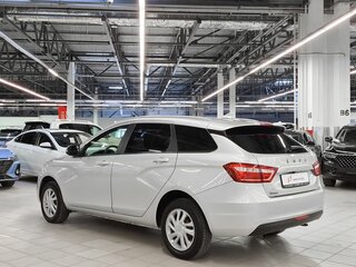 2018 Lada (ВАЗ) Vesta SW I, серебристый, 919000 рублей, вид 4