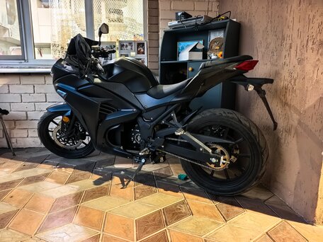 2026 Yamaha YZF-R3, чёрный, 330000 рублей, вид 2