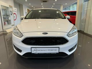 2017 Ford Focus III Рестайлинг, белый, 1090000 рублей, вид 5
