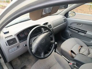 2004 Kia Rio I Рестайлинг, серебристый, 275000 рублей, вид 5