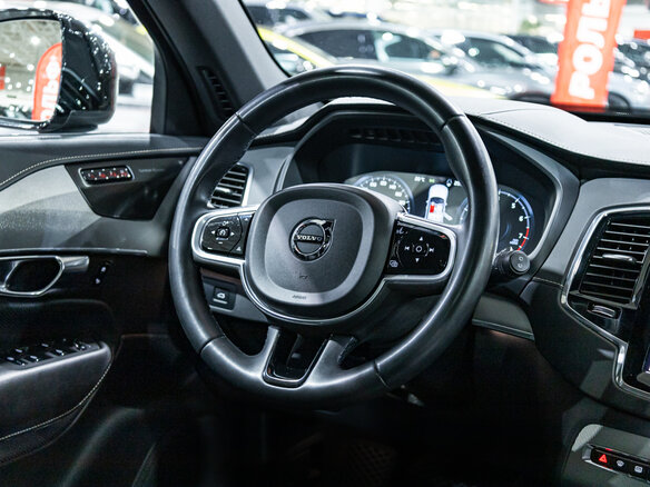 2021 Volvo XC90 II Рестайлинг 1, чёрный, 4799900 рублей - вид 9