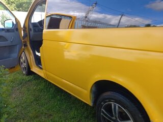 2004 Volkswagen Transporter T5, жёлтый, 1150000 рублей, вид 1