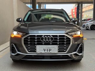 2021 Audi Q3 35 TFSI II (F3), серый, 2400000 рублей, вид 2