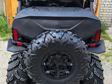 2020 BRP Can-Am Maverick Trail, красный, 1690000 рублей, вид 5
