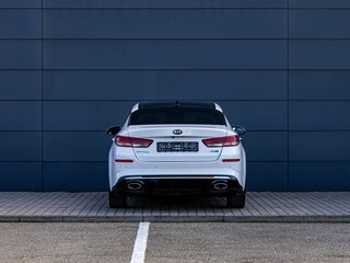 2018 Kia Optima IV Рестайлинг, белый, 2195000 рублей, вид 5
