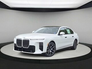 2026 BMW 7 серии 740 xDrive VII (G70) Рестайлинг, белый, 16652931 рублей, вид 1
