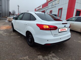 2016 Ford Focus III Рестайлинг, белый, 930000 рублей, вид 3