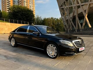 2015 Mercedes-Benz Maybach S-Класс 500 I (X222), чёрный, 4200000 рублей, вид 3