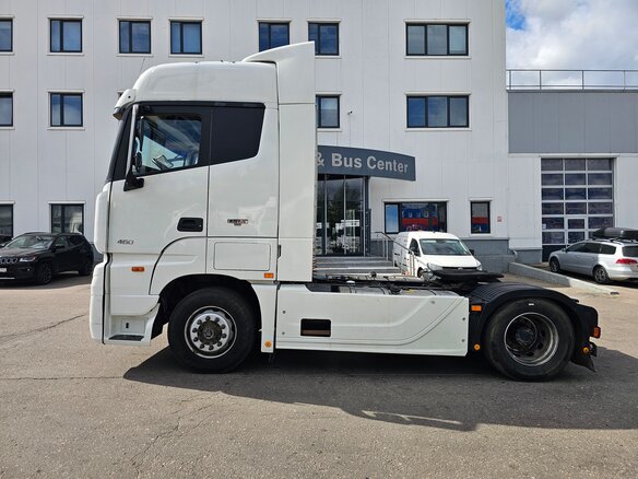2023 Foton Auman EST A, белый - вид 3