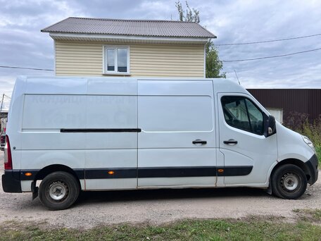 2010 Renault Master, белый, 1350000 рублей, вид 3