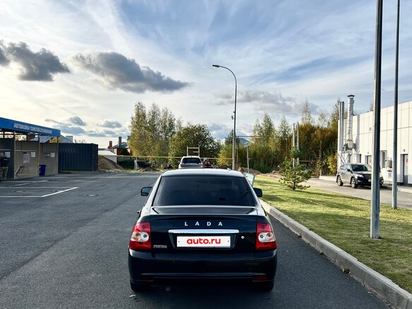 2010 Lada (ВАЗ) Priora I, белый, 250000 рублей - вид 4