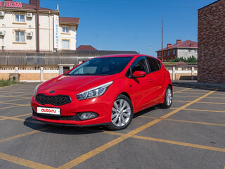2015 Kia Ceed II, красный, 1218000 рублей, вид 3