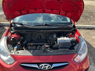2011 Hyundai Solaris I, красный, 390000 рублей, вид 3