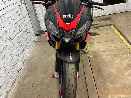 2019 Aprilia Tuono V4, красный, 1100000 рублей, вид 1