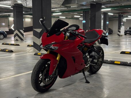2018 Ducati Supersport, красный, 1039000 рублей, вид 4