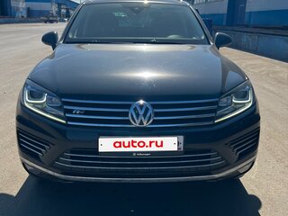2017 Volkswagen Touareg II Рестайлинг, чёрный, 3200000 рублей, вид 2