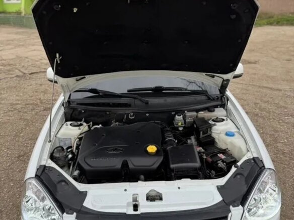 2014 Lada (ВАЗ) Priora I Рестайлинг, белый, 690000 рублей - вид 16